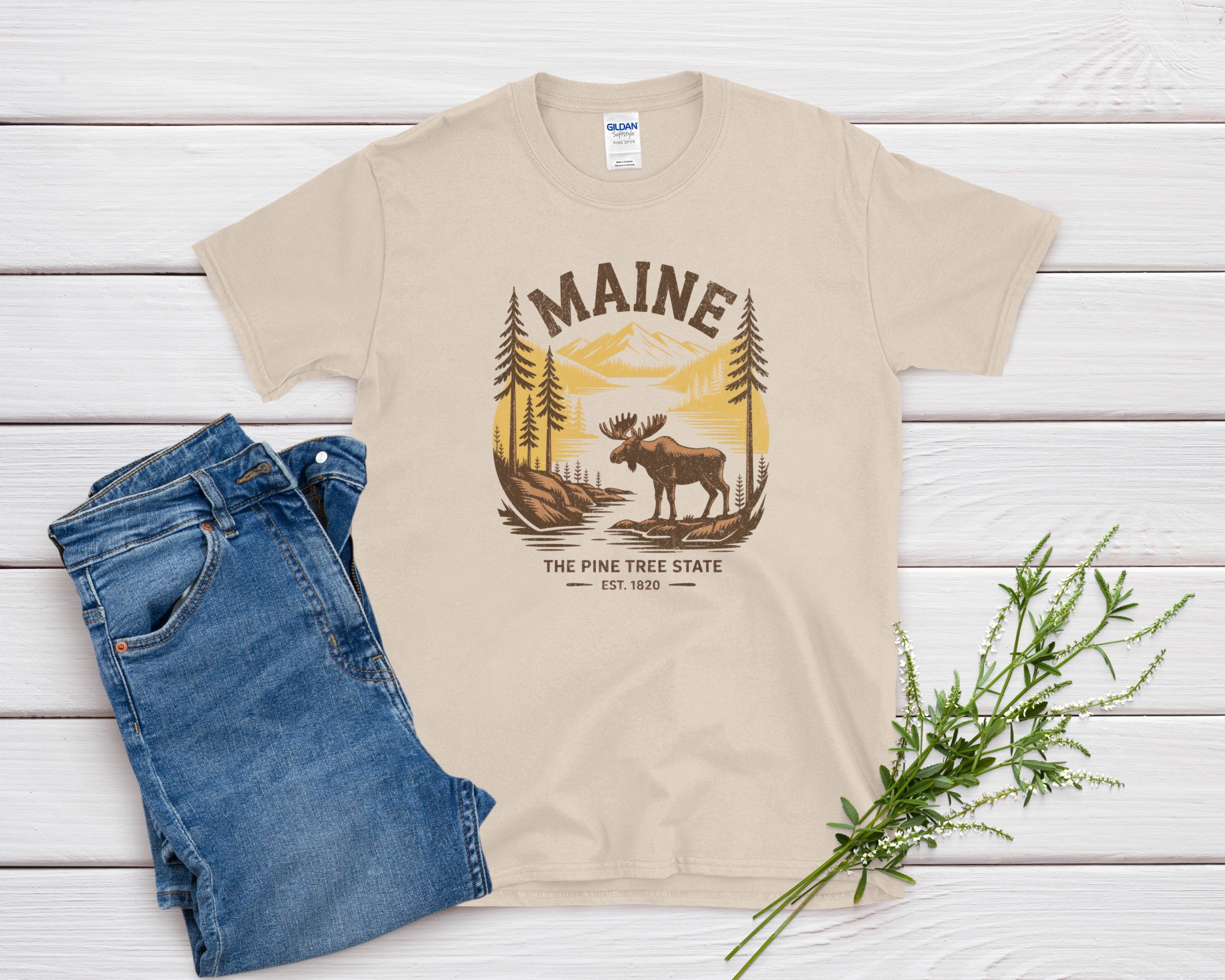 Maine Iconic State Pride Gildan 64000 Souvenir T-Shirt