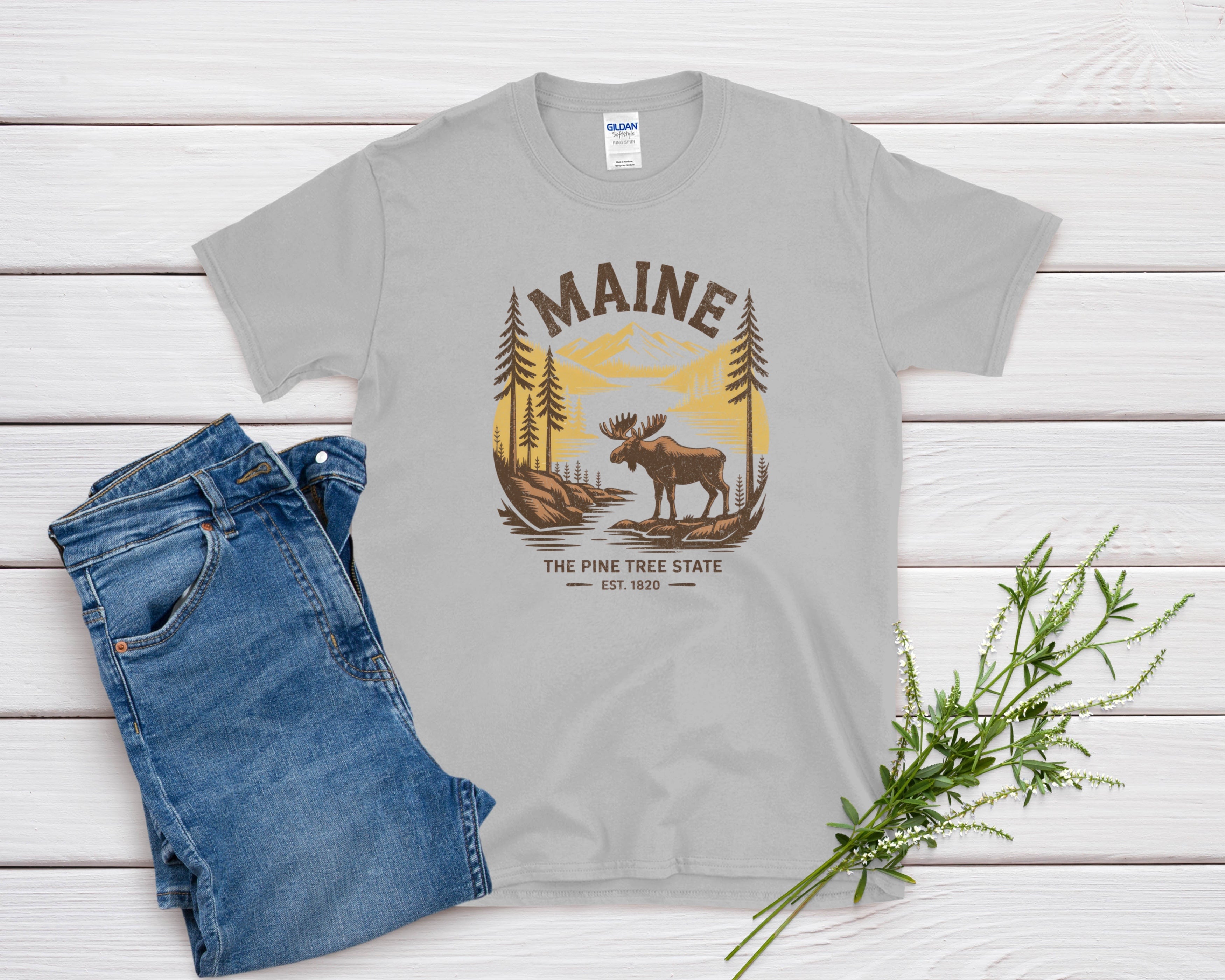 Maine Iconic State Pride Gildan 64000 Souvenir T-Shirt