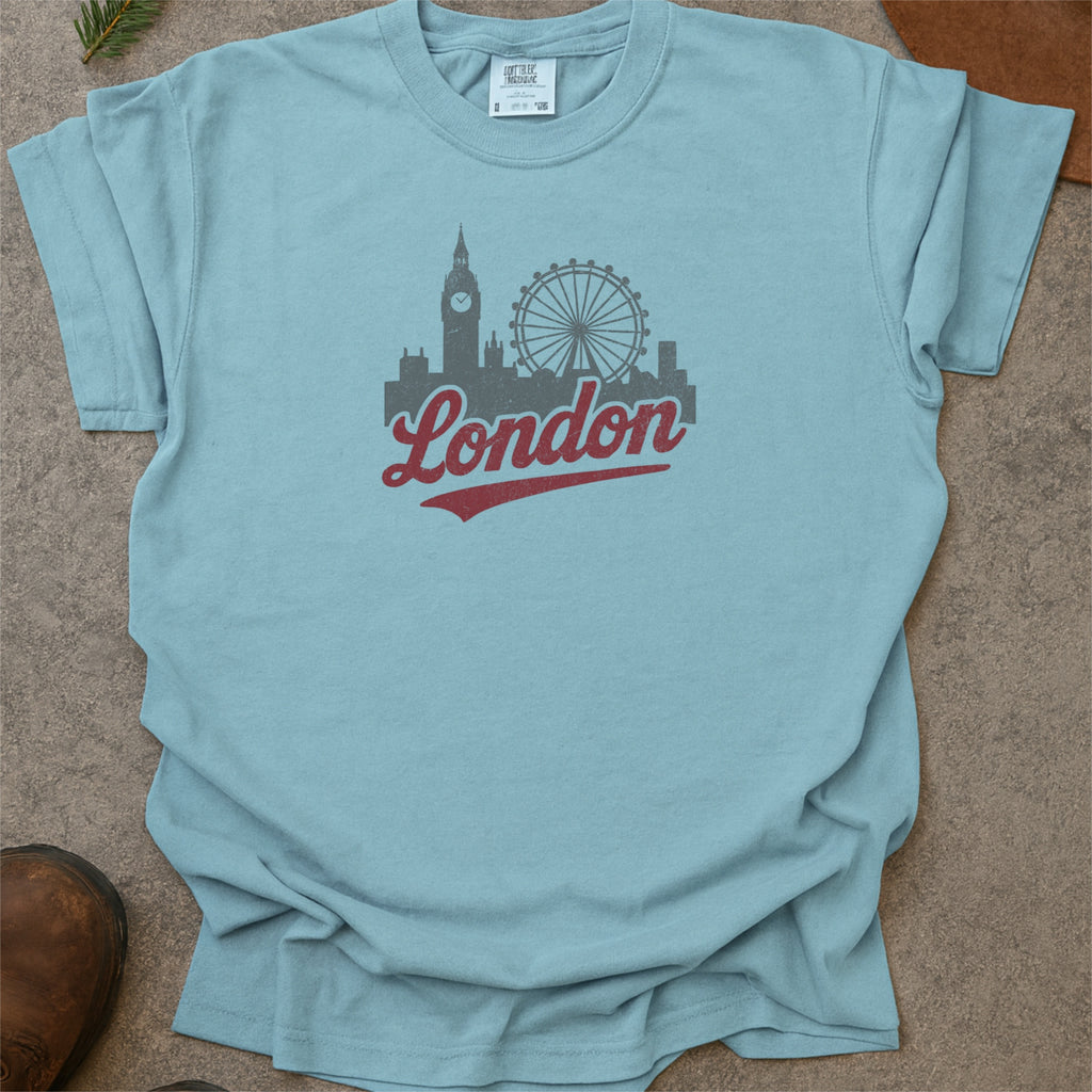 London England Skyline with Retro Swoosh Comfort Colors Souvenir T-Shirt