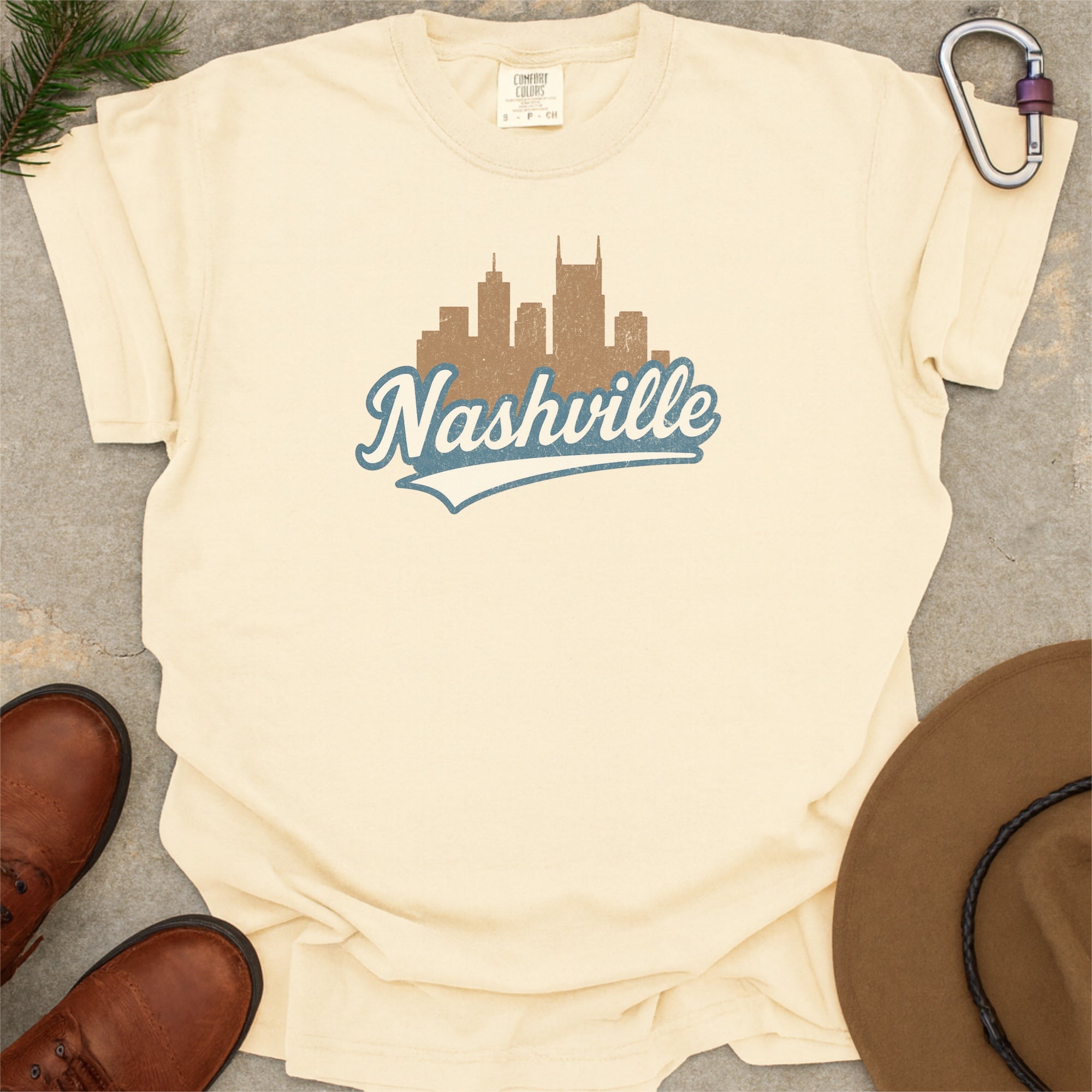Nashville Tennessee Skyline with Retro Swoosh Comfort Colors Souvenir T-Shirt