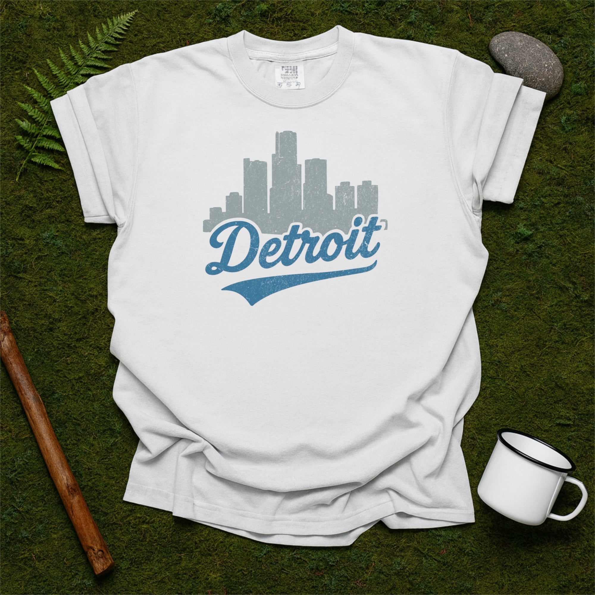 Detroit Michigan Skyline with Retro Swoosh Comfort Colors Souvenir T-Shirt