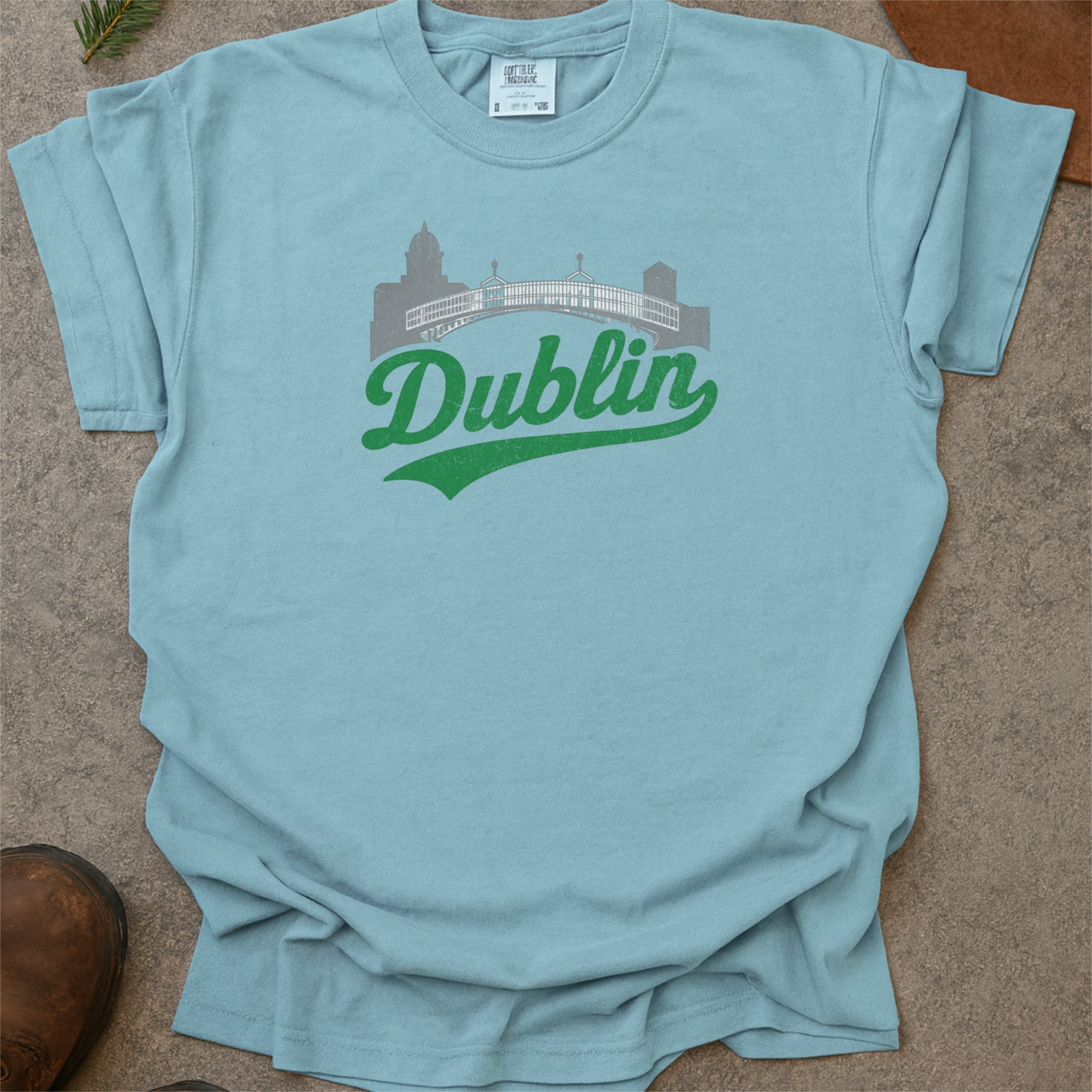 Dublin Ireland Skyline with Retro Swoosh Comfort Colors Souvenir T-Shirt
