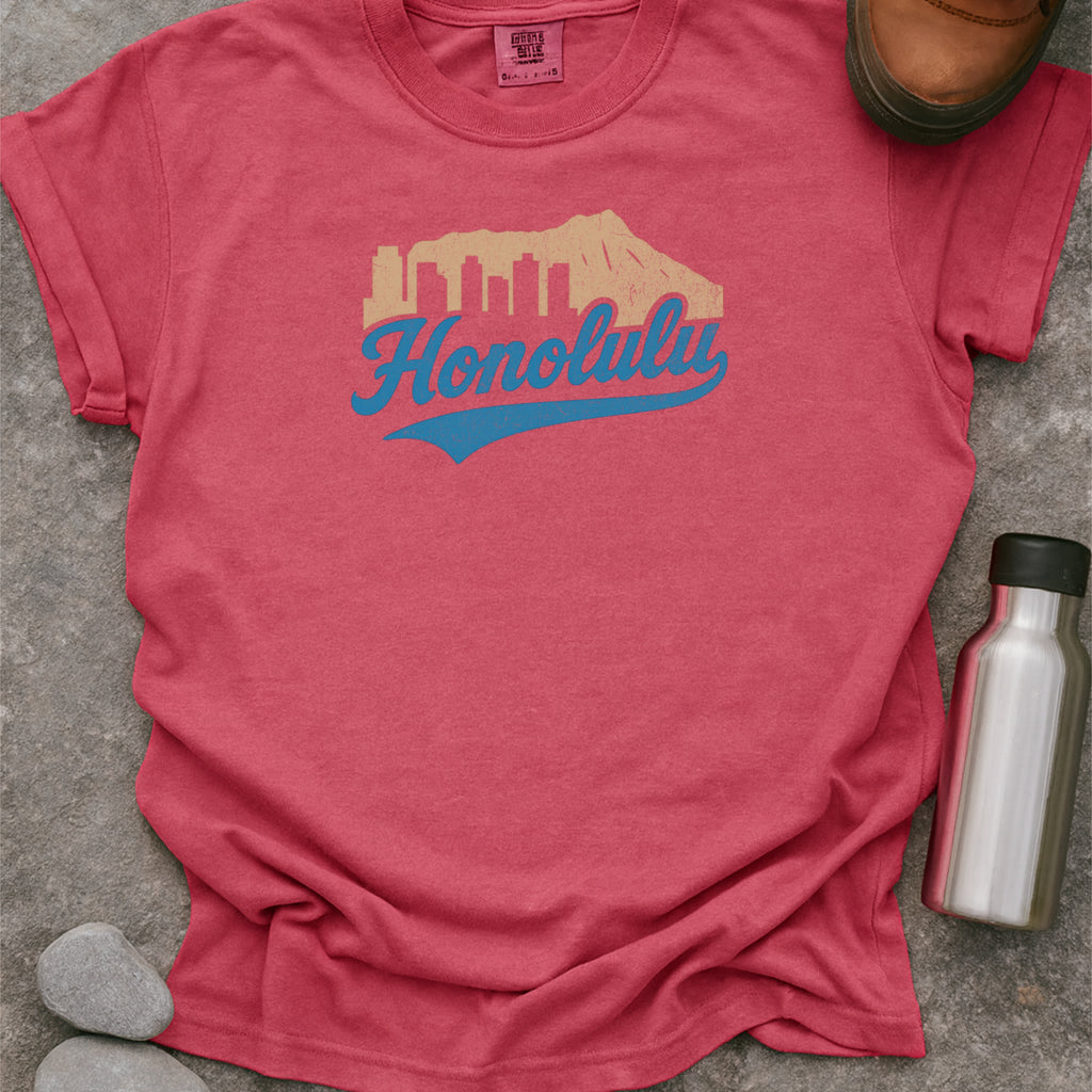 Honolulu Hawaii Skyline with Retro Swoosh Comfort Colors Souvenir T-Shirt