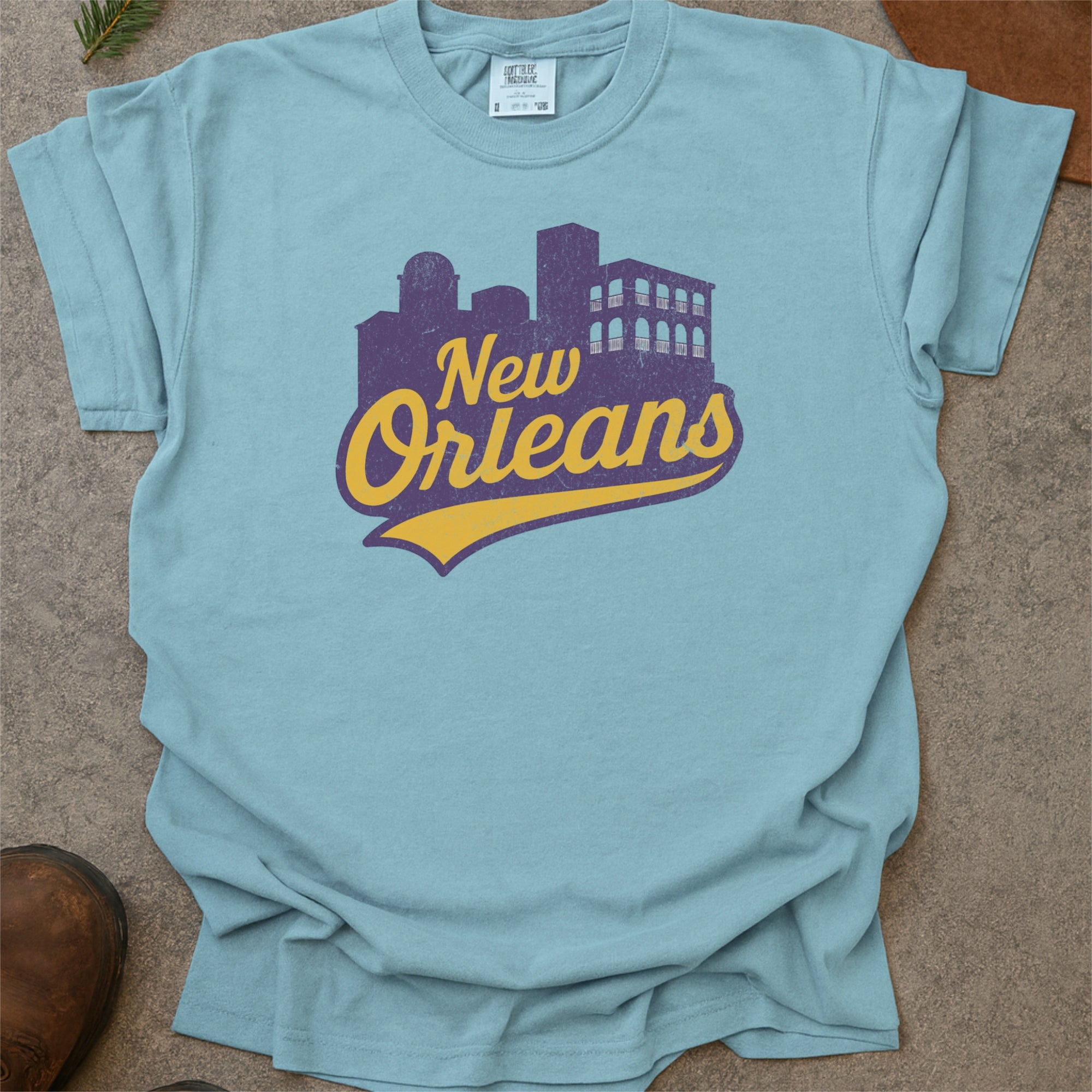 New Orleans Skyline with Retro Swoosh Comfort Colors Souvenir T-Shirt